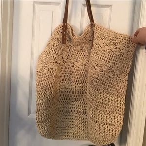 Woven carry all bag